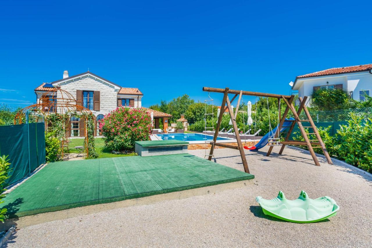 Villa Kamenica Kras Kültér fotó