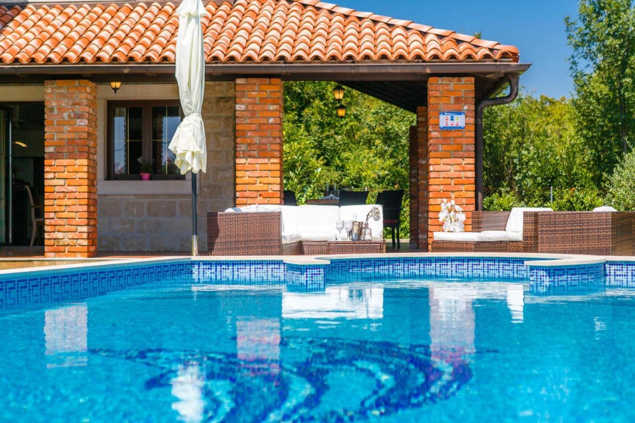 Villa Kamenica Kras Kültér fotó