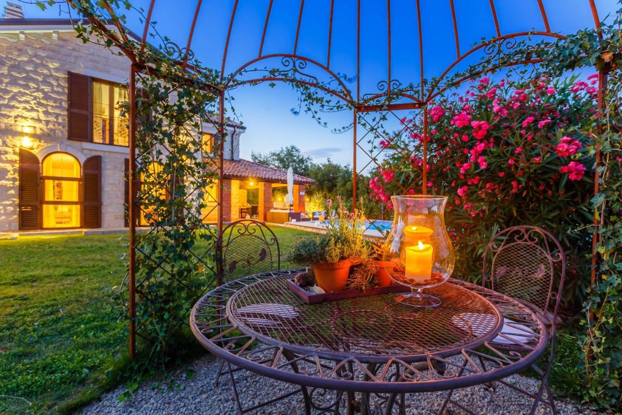 Villa Kamenica Kras Kültér fotó