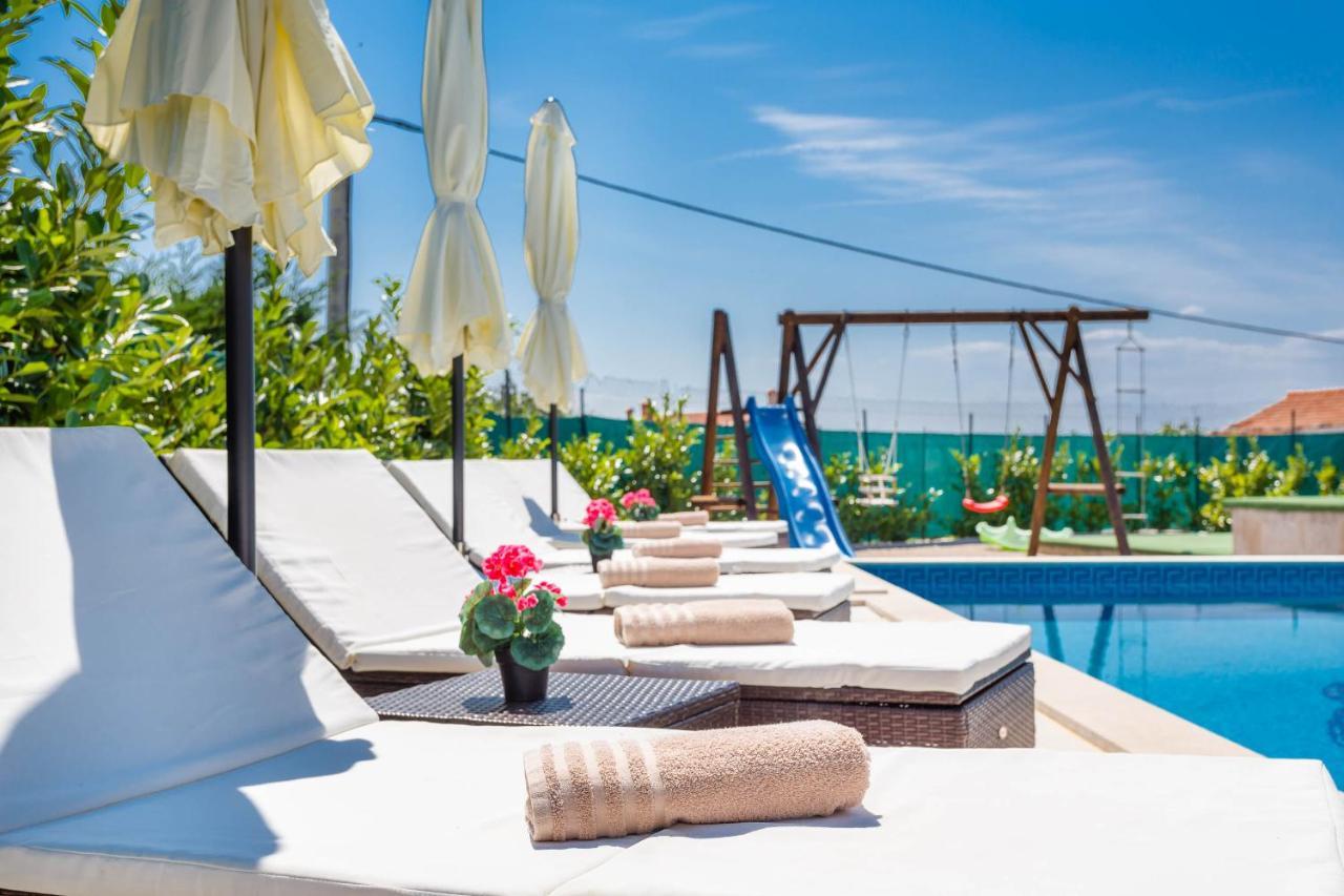 Villa Kamenica Kras Kültér fotó